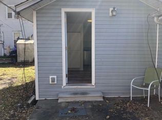 717 Chestnut St APT C, Columbus, IN 47201