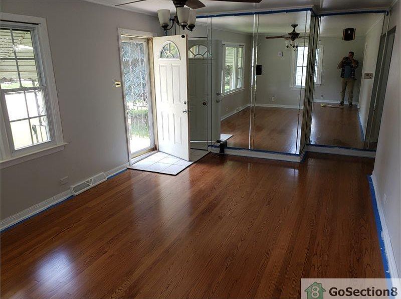 1st image of 770 E 157th Pl