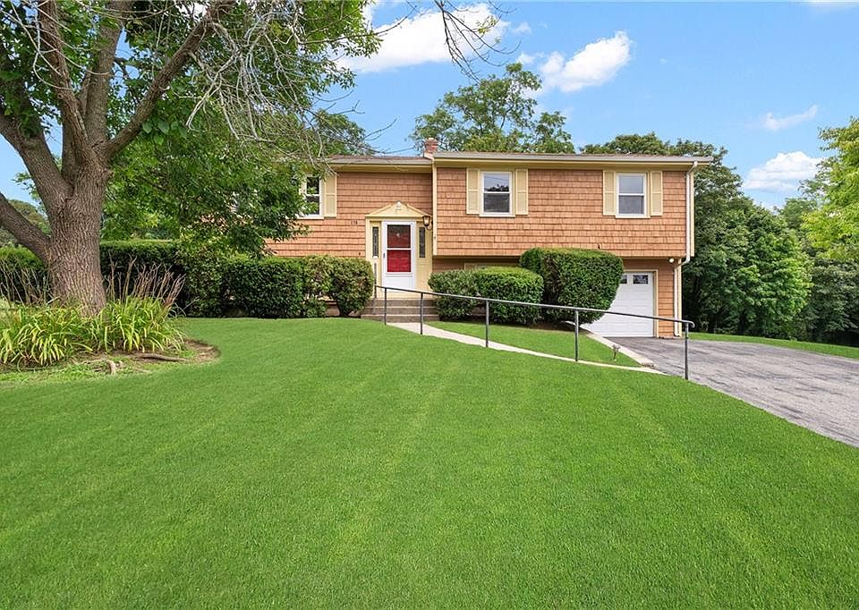 1st image of 178 Canonchet Dr