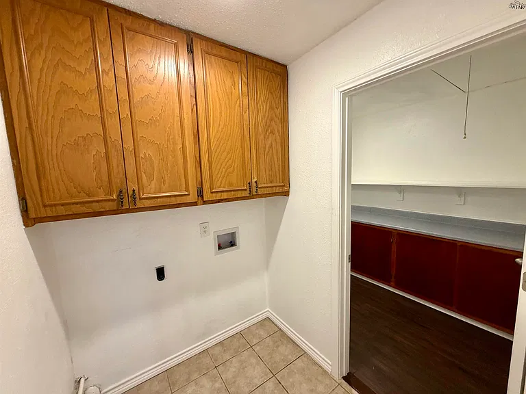 4617 Langford Ln — Photo 6