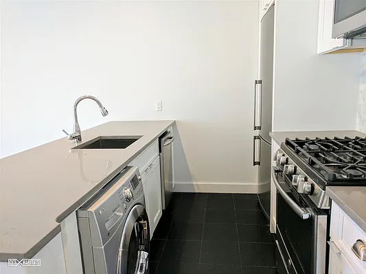 Rented by Citi Habitats | media 28