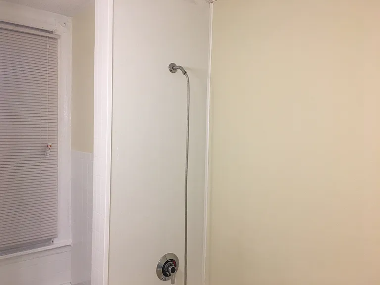 28 Cedar St #1 — Photo 14