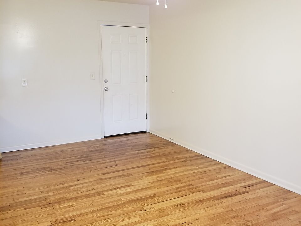 1st image of 708 S Broadway St APT 7