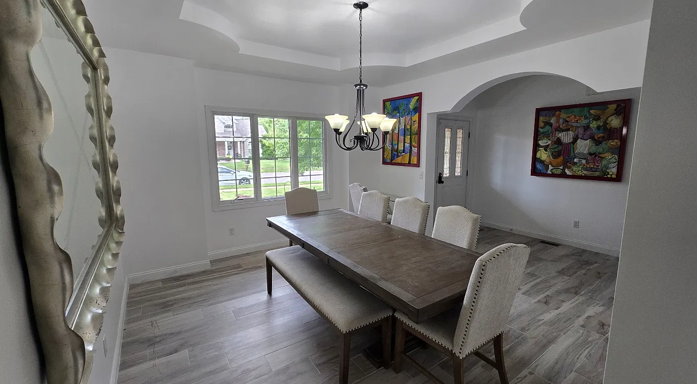 5 bed, 4448 sqft, $4,500 — Photo 4