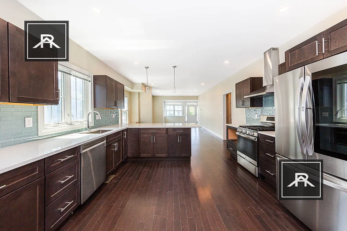 6 bed, 5.0 bath, 2683 sqft, $6,495 — Photo 3