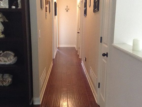 4th image of 125 Vineland Parkway Dr