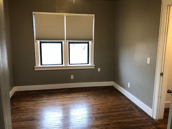 5th image of 801 East Dr APT D