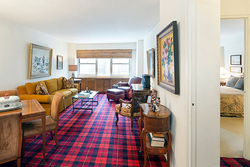 2nd image of 153 E 57th St APT 4H