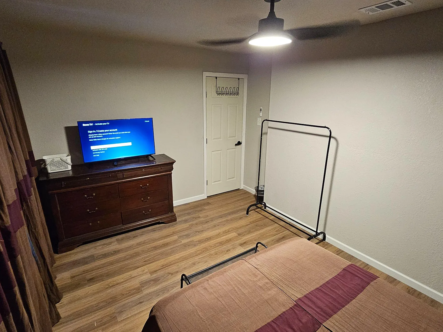 4 bed, 3.5 bath, 3480 sqft, $819 — Photo 3
