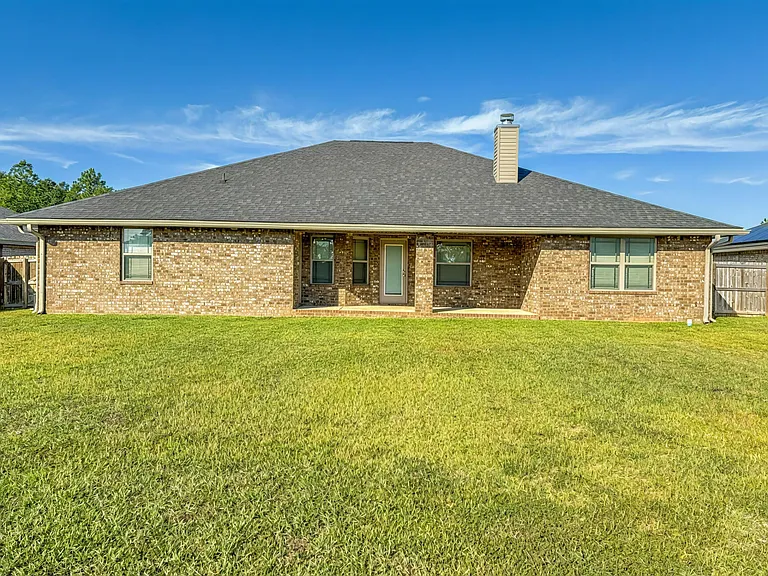 5783 Dogwood Dr E — Photo 30