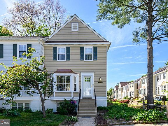 2nd image of 1476 Lowell Ct