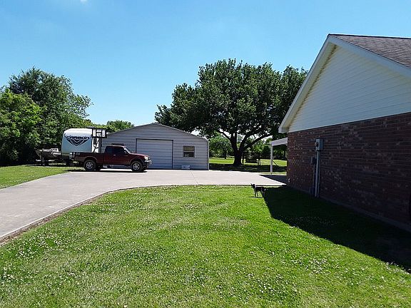 2nd image of 198 Alee Rd