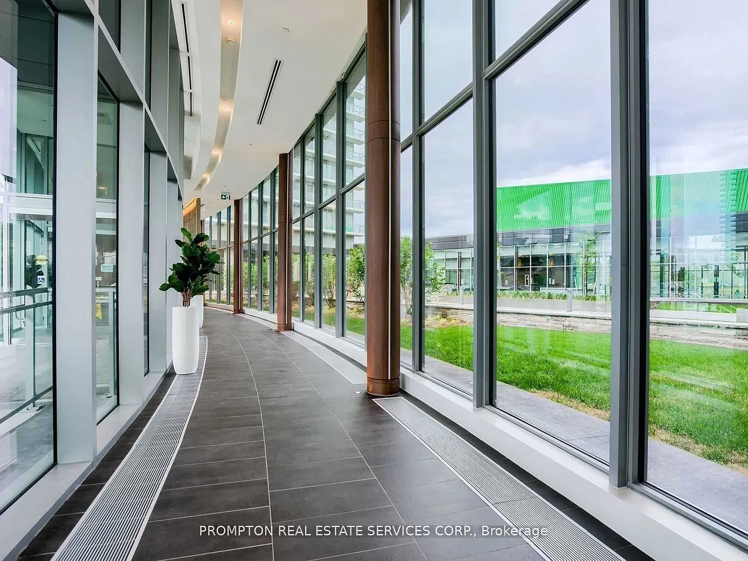 2 bed, $2,800 — Photo 4
