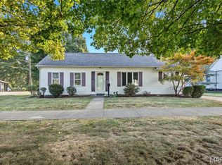 726 N Illinois Ave, Litchfield, IL 62056