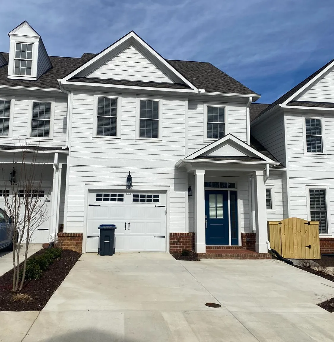 3 bed, 2.5 bath, 1550 sqft, $2,800 — Photo 1