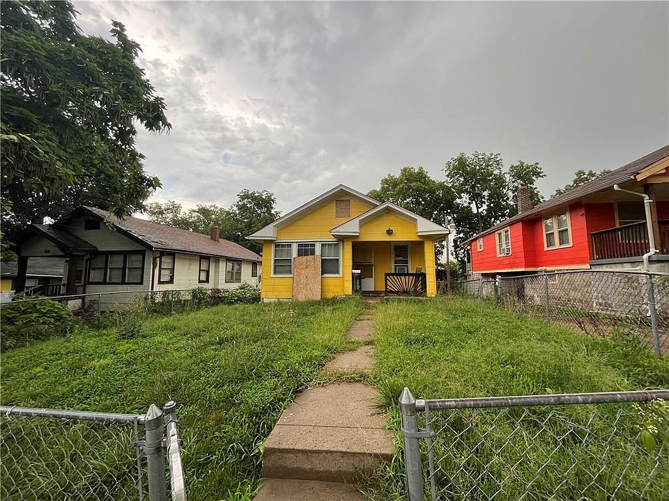 1st image of 3807 Mersington Ave