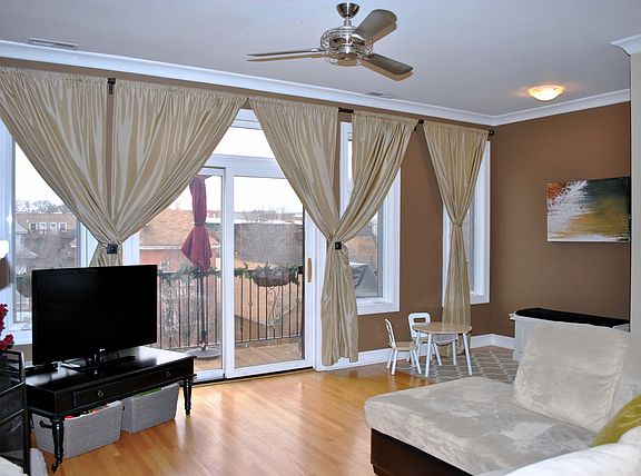 4th image of 4711 N Malden St APT 3S