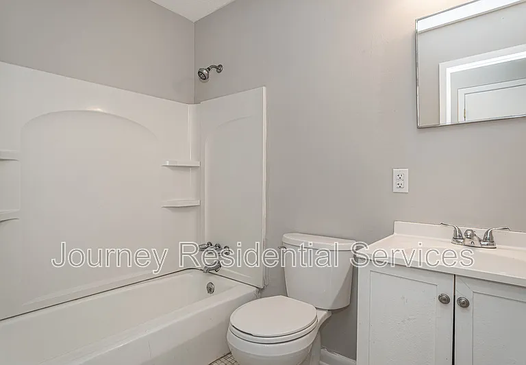 6033 Santa Fe Dr — Photo 8