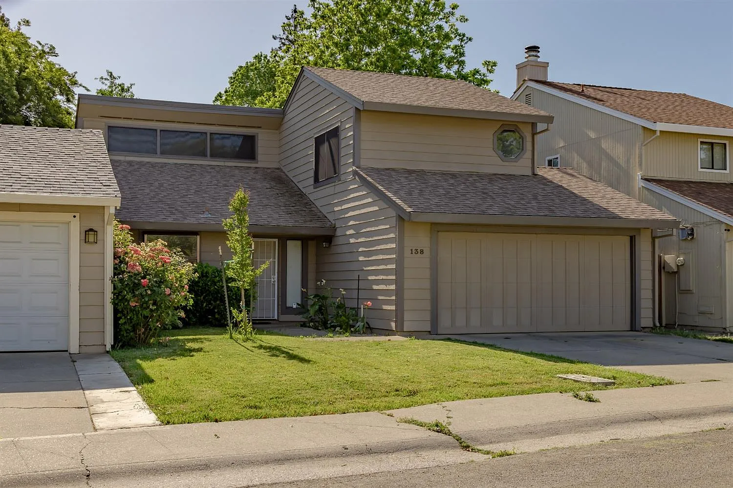 138 Saginaw Cir photo 1