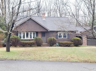 3 Woodsdale Dr, Jay, ME 04239