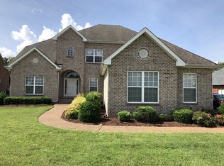 110 Seven Springs Dr, Mount Juliet, TN 37122