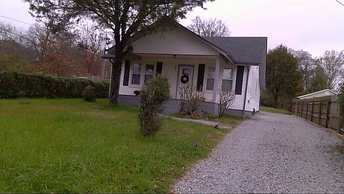 1st image of 847 Cherokee Ave