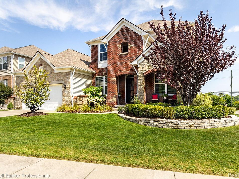 1st image of 4675 Ottawa Dr