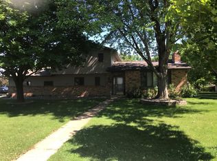 2420 21st Ave SW, Willmar, MN 56201