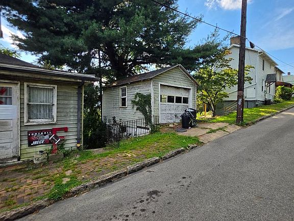 3rd image of 660 5th Ave