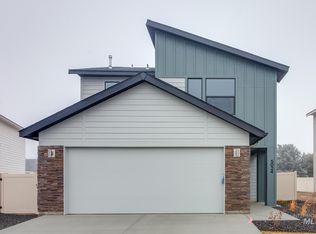 1677 N Crystal Cove Ave, Meridian, ID 83646
