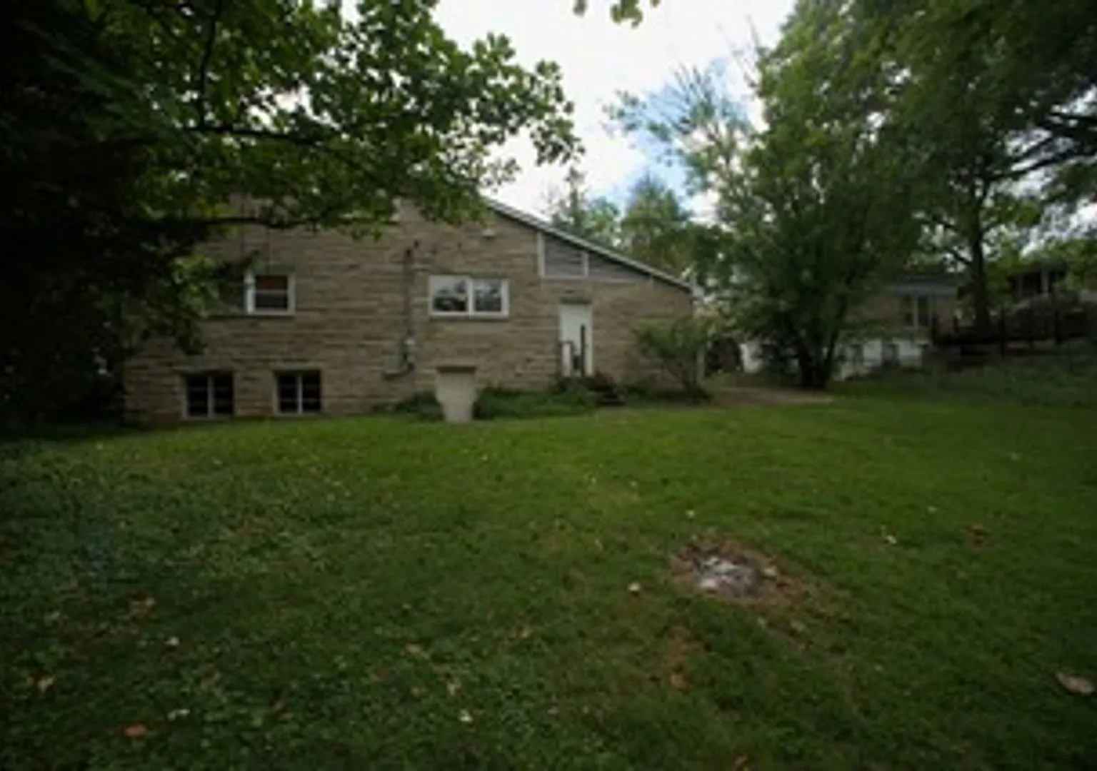 Beautiful 4 BD/2 BA Home ! — Photo 4