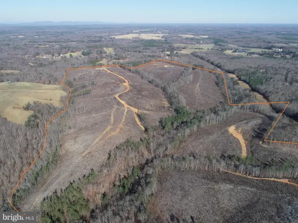 Patteson Place Rd, Scottsville, VA 24590