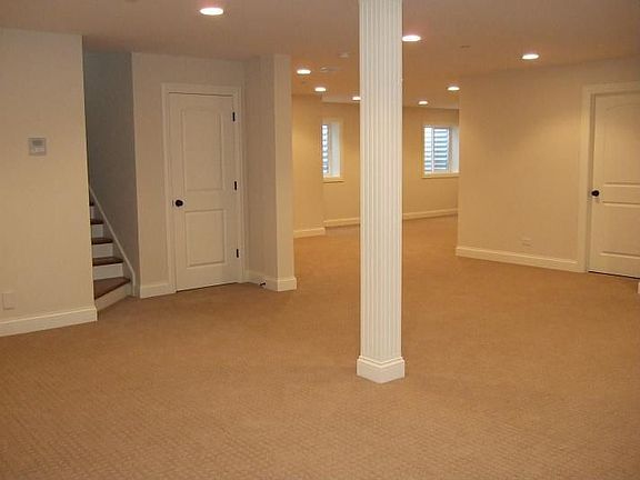 Finished Basement with full bath