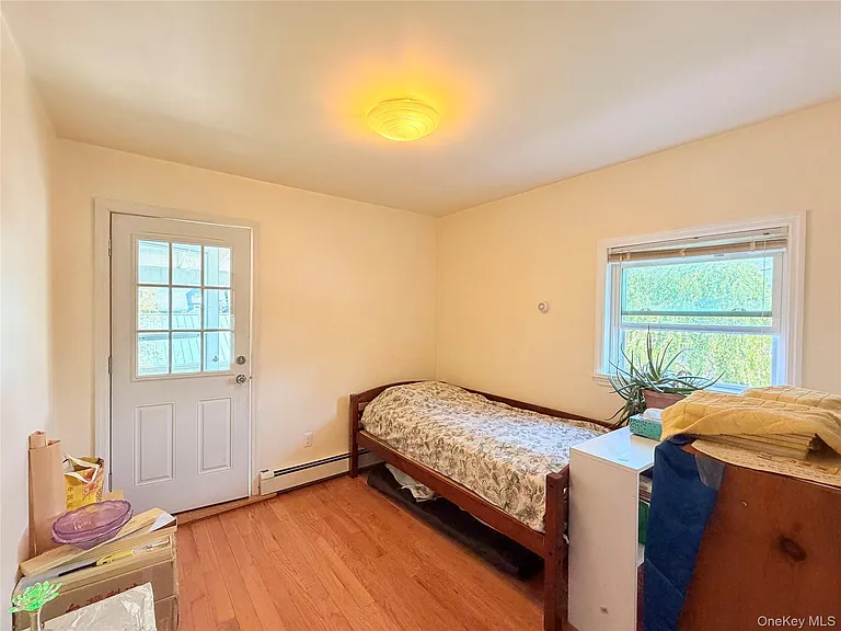 60 Hammond St — Photo 14