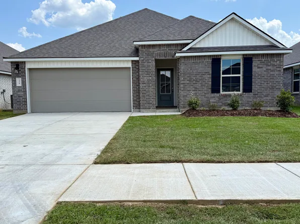 339 Crowne Parc Dr, Opelousas, LA 70570
