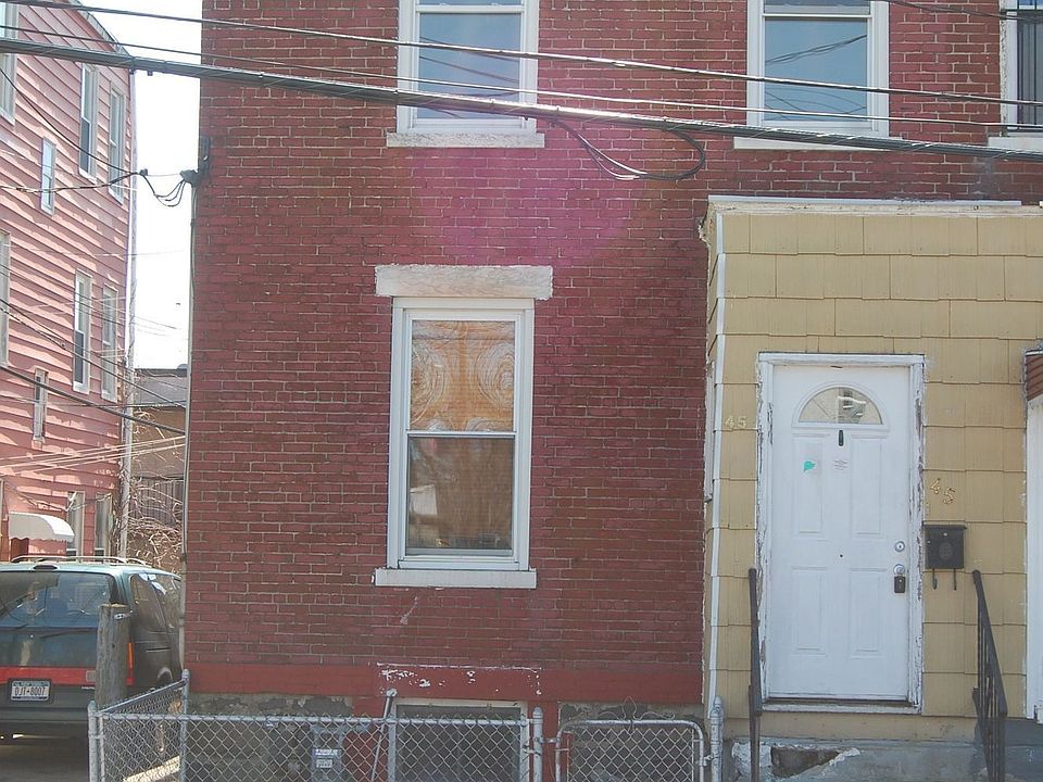 1st image of 45 Riverview Pl