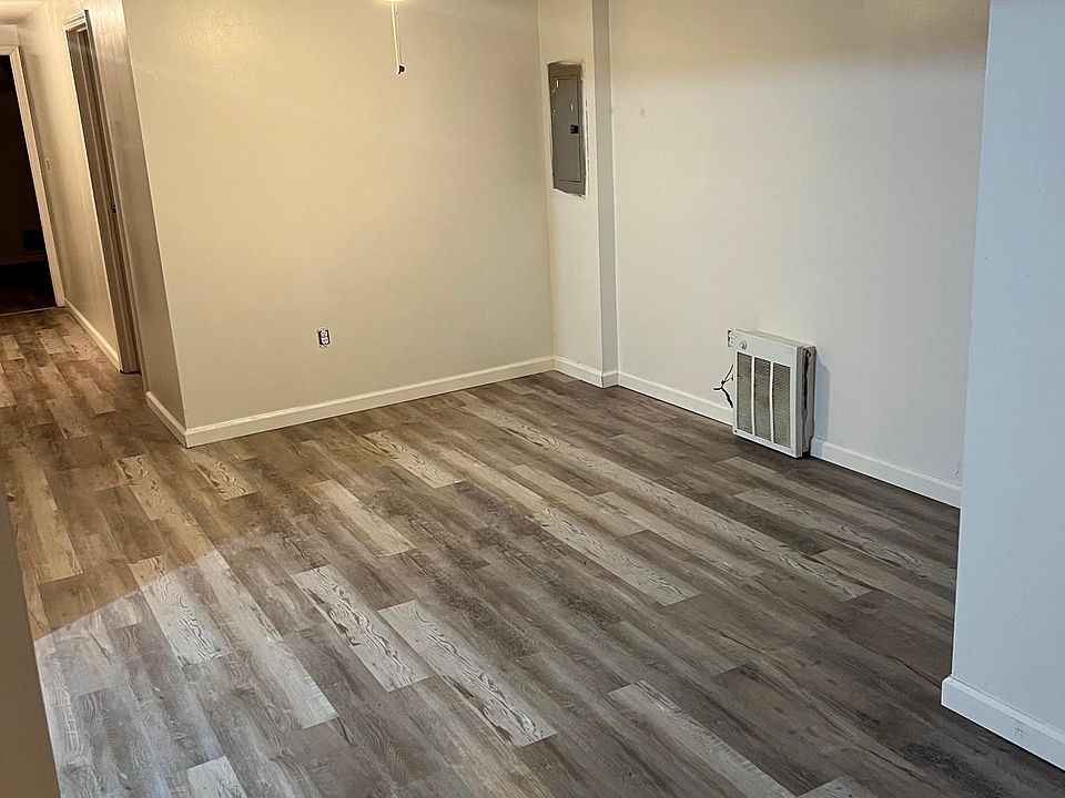Dining room 1