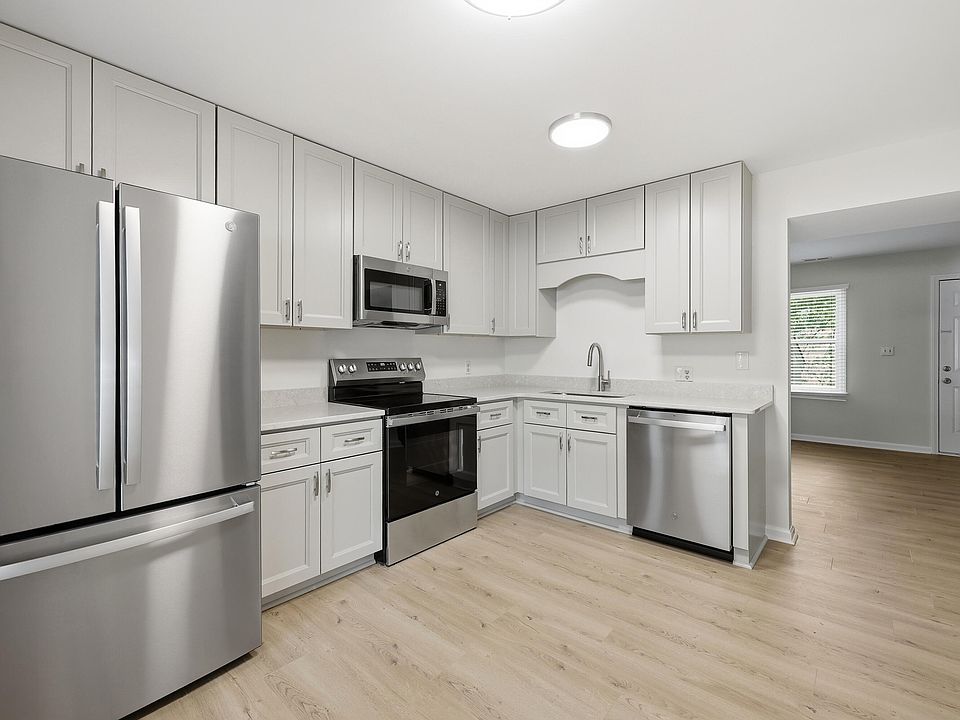 1st image of 669 Bashford Rd
