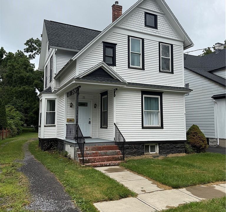 1st image of 21 Burt Ave