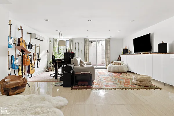 Sold by Brown Harris Stevens | media 20