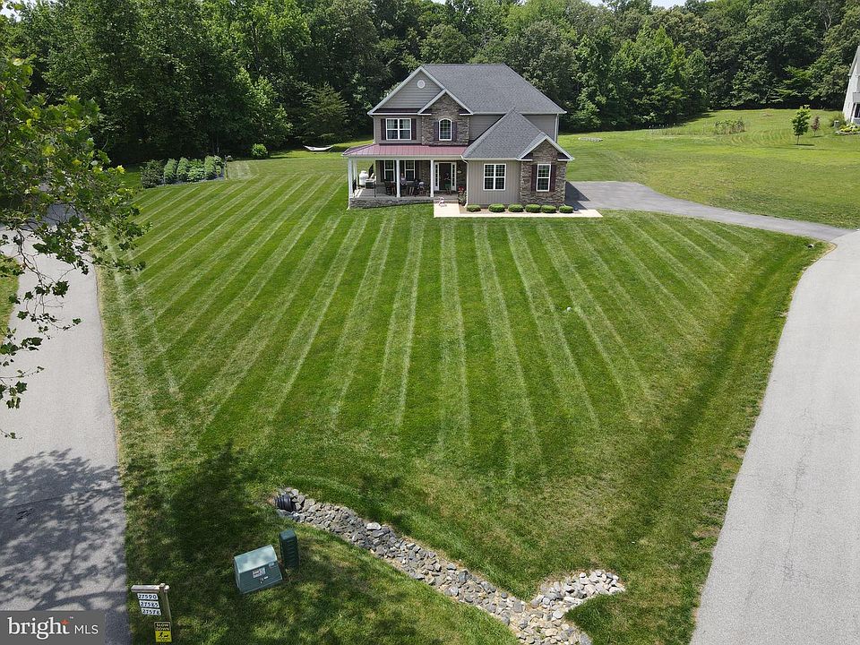 1st image of 27595 Avonlea Ct