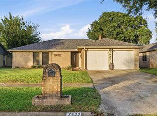 7522 Shoshone Dr, Baytown, TX 77521