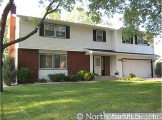 8900 30th Ave N, New Hope, MN 55427