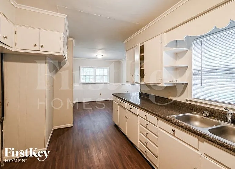 3412 Lucibill Rd — Photo 6