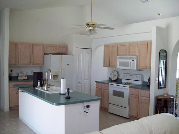 3rd image of 1352 Coventry Cir