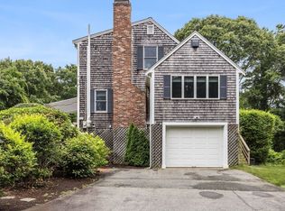 64 Grouse St, Falmouth, MA 02540