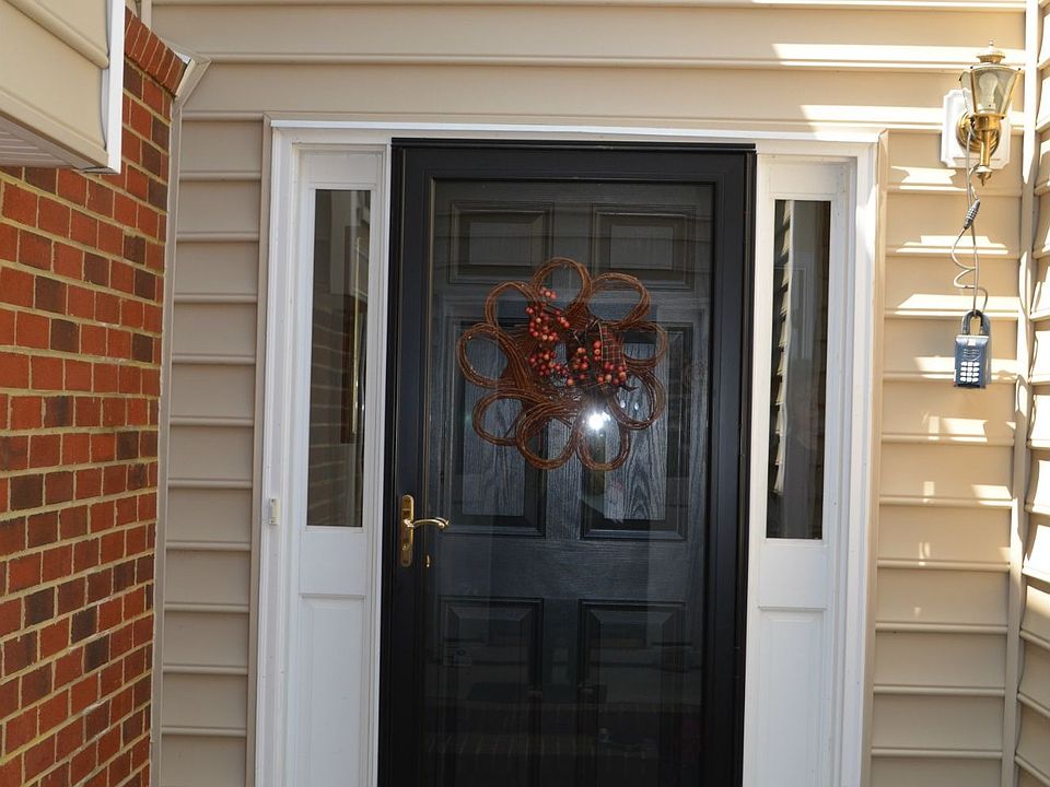 1st image of 4457 Eaglebrook Dr
