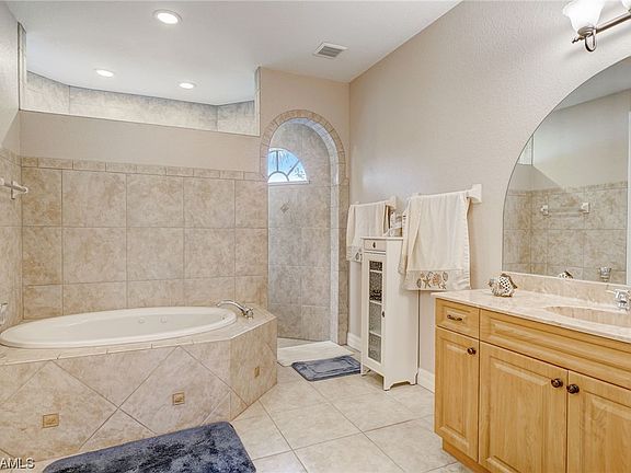 3rd image of 3516 SW 17th Pl