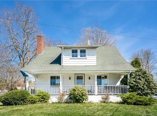 5 Parker St, Manchester, CT 06040