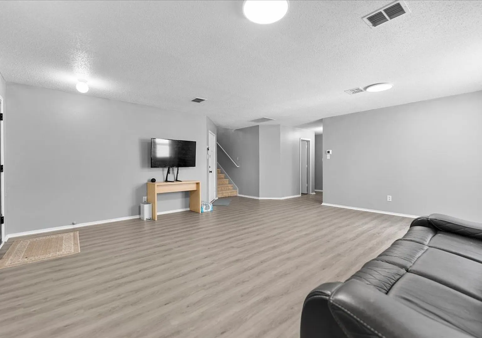 Ready for Immediate Move-In! 4 Bed 2.5 Bath Renovated 2900+ SQFT House in McKinney's Brookview su... — Photo 3